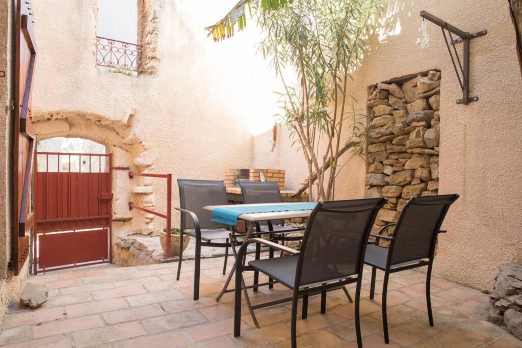 A L'Ombre Du Bananier Villa Neffies Dış mekan fotoğraf